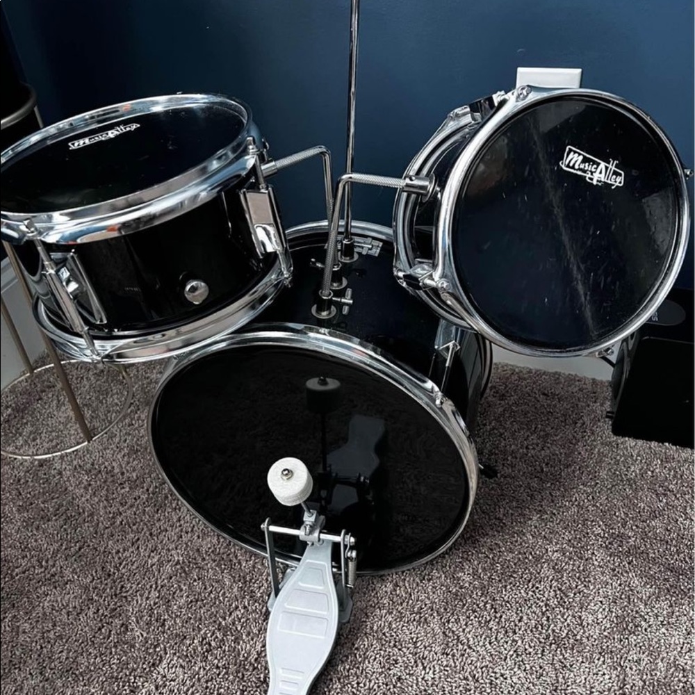 Mini drum set